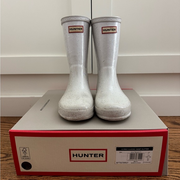 Hunter Glittery White Boots - Picture 1 of 6